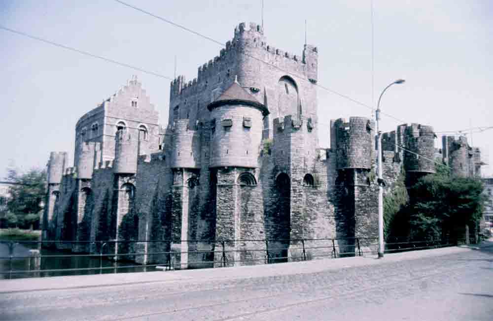 33 - Belgica - Gante